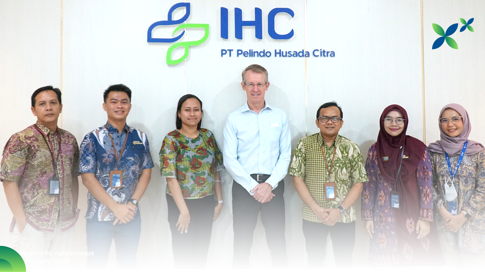 Australian Embassy Medical Clinic Lakukan Kunjungan Kerja di RS PHC Surabaya